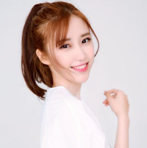 演员杨鹤云的个人资料,光影人生，演绎非凡魅力