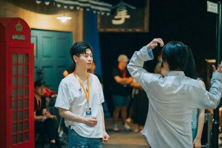 陆可导演 背景,光影交织的艺术探索之旅